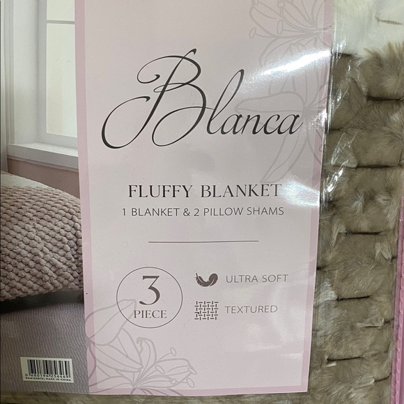 Cozy Beige and White Textured Comforter Set - Picture 15 of 15